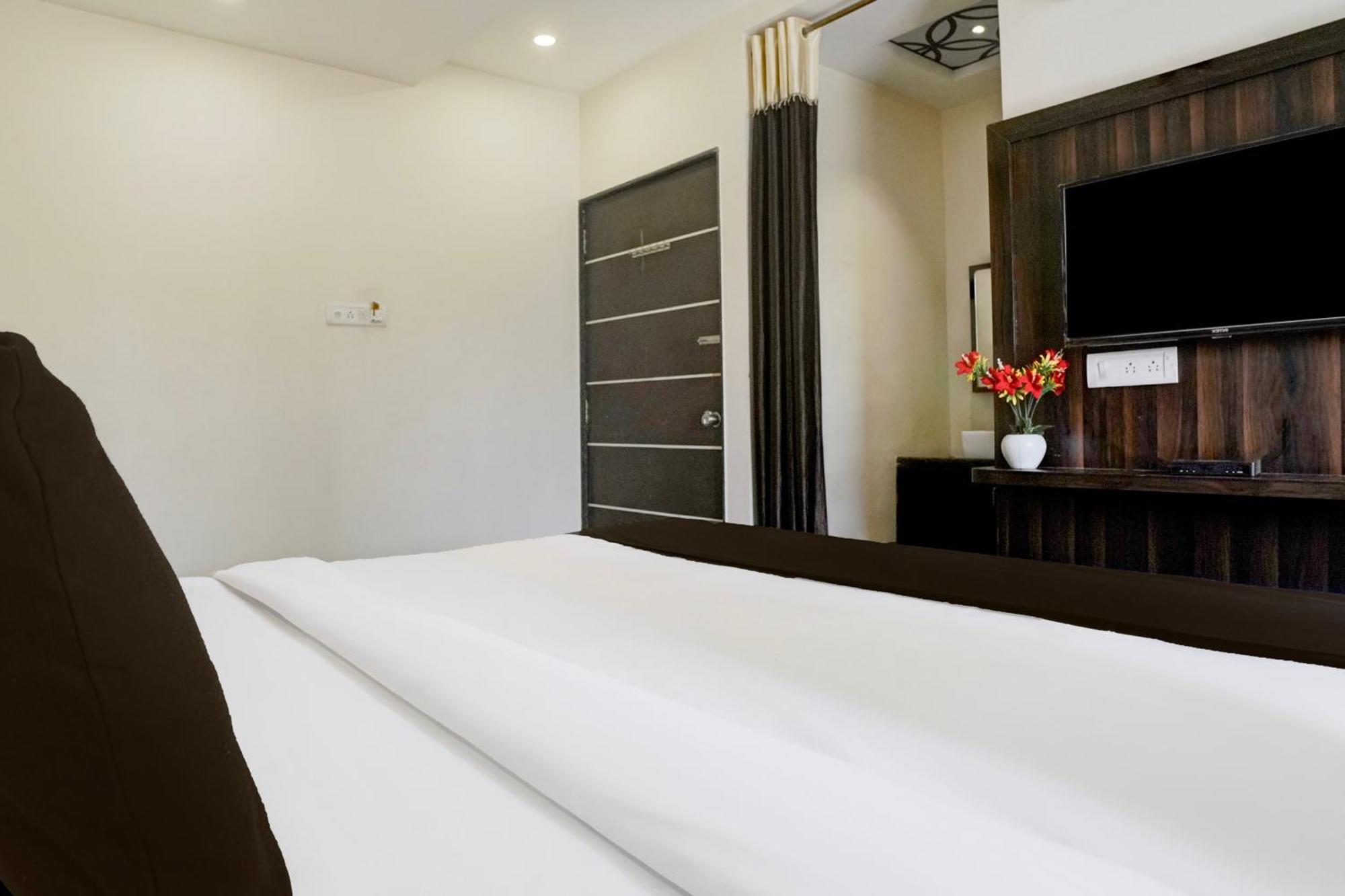 Super Hotel O Chhatrapati Nagar Shirdi Εξωτερικό φωτογραφία